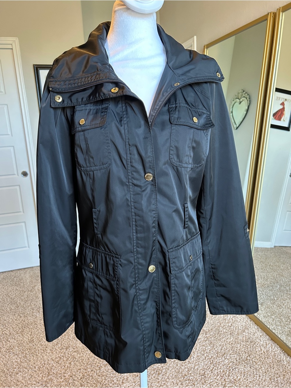 Ellen Tracy Concealed Hood Rain Jacket Black Gold Hardware Size Small